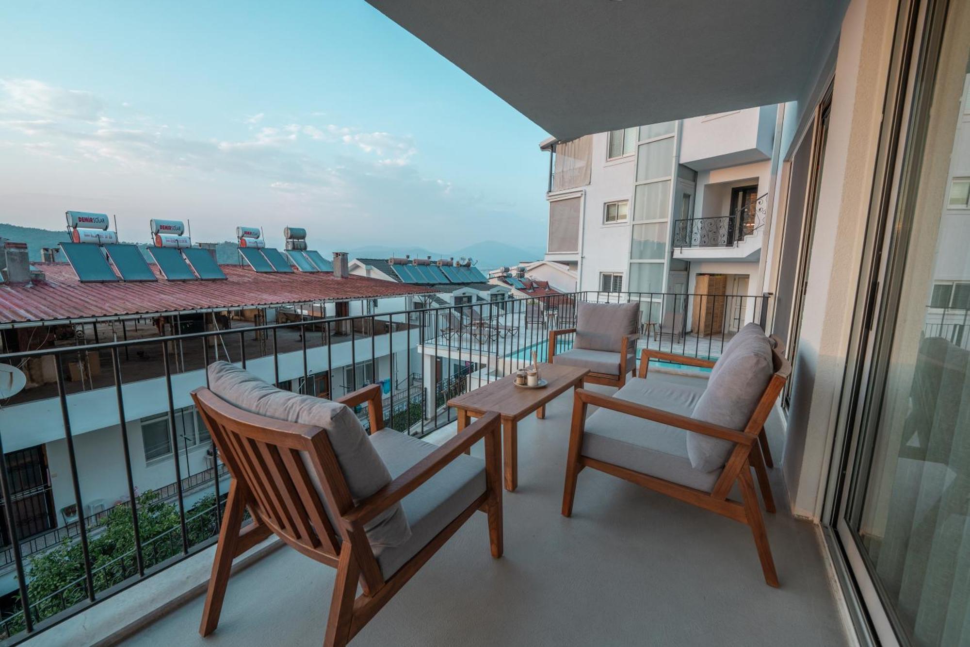 Gizz Suites Фетие Екстериор снимка
